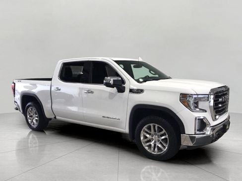 Certified 2022 GMC Sierra 1500 SLT w/ Driver Alert Package I AWD/4WD image 3