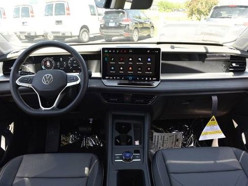 New 2026 Volkswagen Tiguan SE AWD/4WD image 7