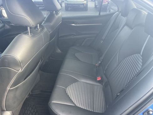 Used 2019 Toyota Camry SE image 27
