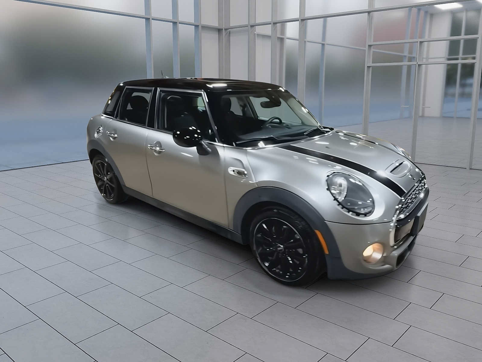 Used 2019 MINI Cooper S FWD image 2
