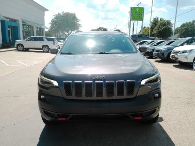Used 2020 Jeep Cherokee Trailhawk AWD/4WD image 2