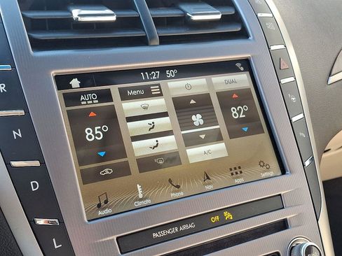 Used 2019 Lincoln MKZ Reserve image 17