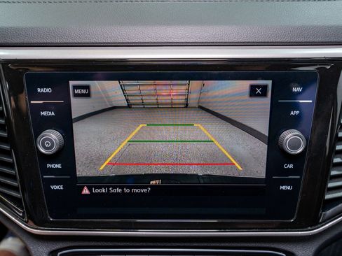 Used 2021 Volkswagen Atlas SEL FWD image 21