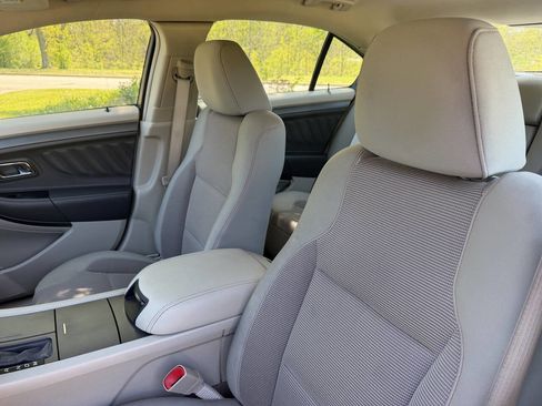 Used 2011 Ford Taurus SEL FWD image 10