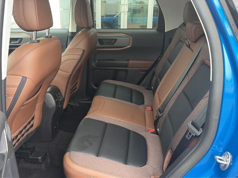 Used 2025 Ford Bronco Sport Outer Banks w/ Outer Banks Tech Package+ AWD/4WD image 11