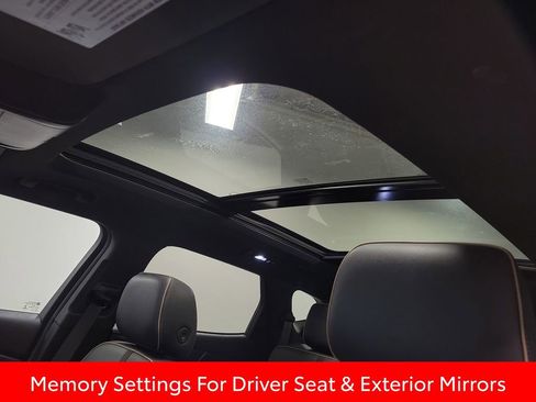 Used 2023 Chevrolet Blazer Premier w/ Driver Confidence II Package image 14