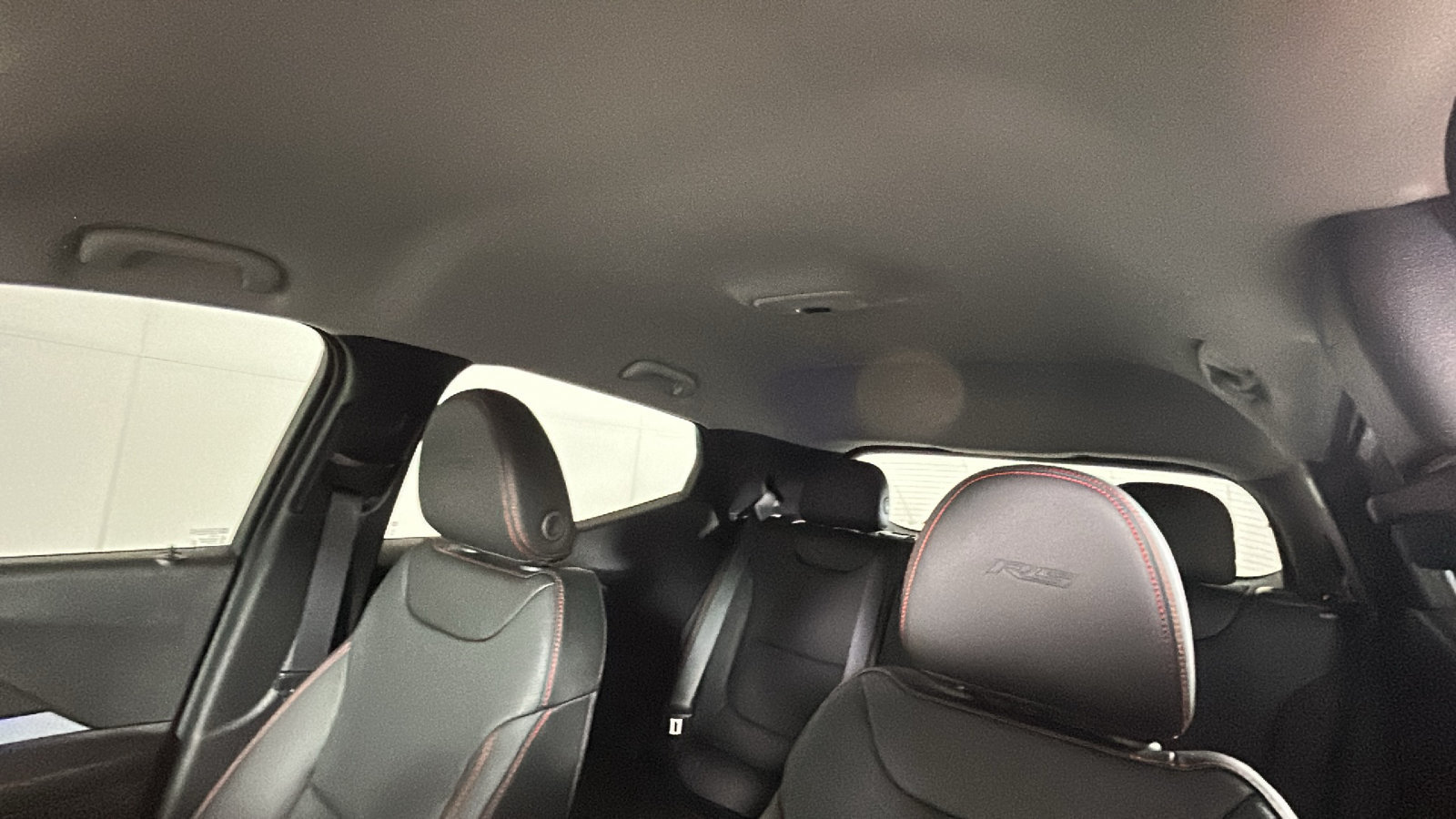 Used 2027 Chevrolet Bolt RS FWD image 15