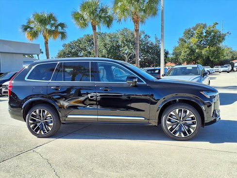 New 2026 Volvo XC90 T8 Plus image 8