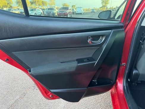 Used 2019 Toyota Corolla LE image 24