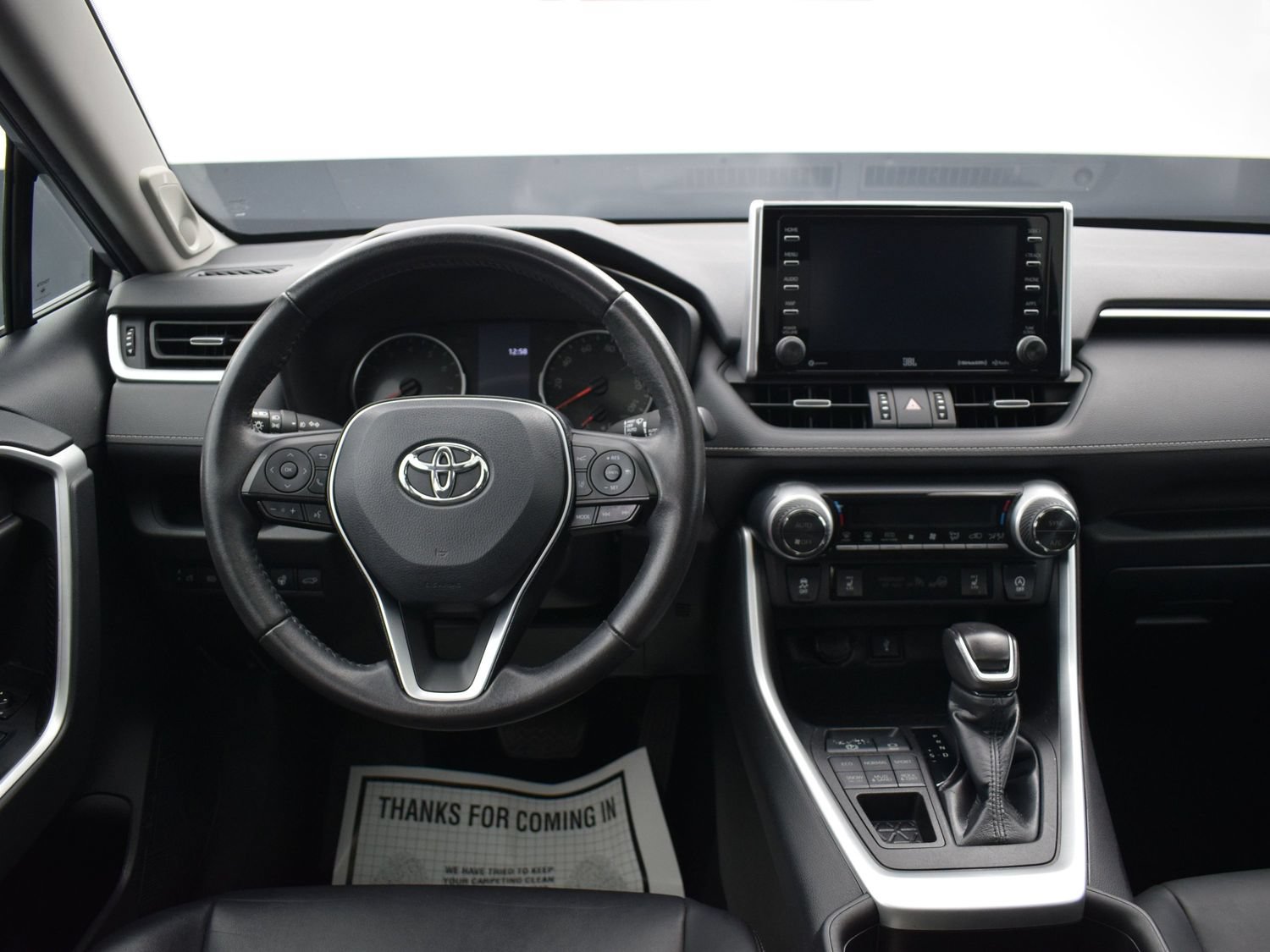 Used 2021 Toyota RAV4 XLE Premium AWD/4WD image 16