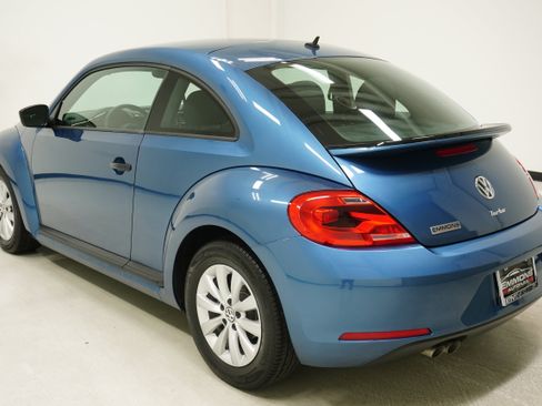 Used 2016 Volkswagen Beetle 1.8T S FWD image 6
