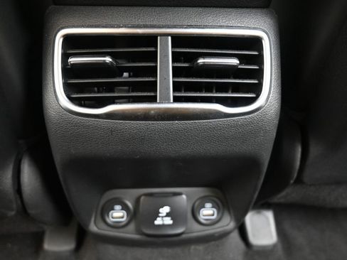 Used 2023 Hyundai Santa Fe Calligraphy AWD/4WD image 17