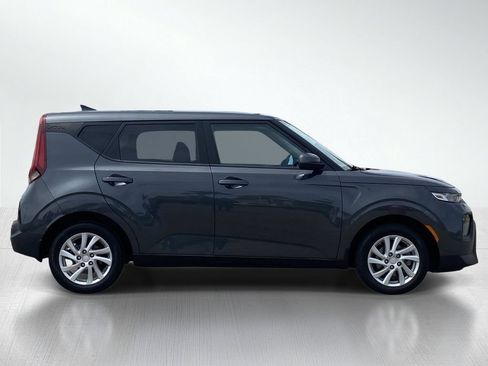 Used 2022 Kia Soul LX FWD image 10