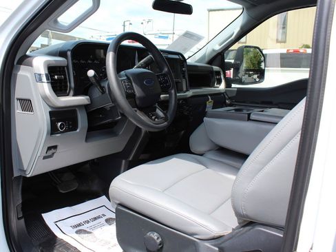Used 2025 Ford F350 XL w/ XL Chrome Package AWD/4WD image 34