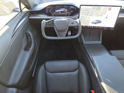 Used 2022 Tesla Model S Plaid image 25