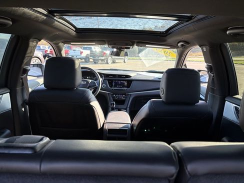 Used 2025 Cadillac XT5 Premium Luxury image 25