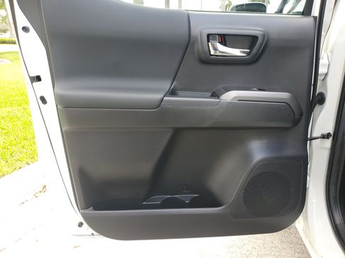 Used 2023 Toyota Tacoma TRD Off-Road RWD image 16