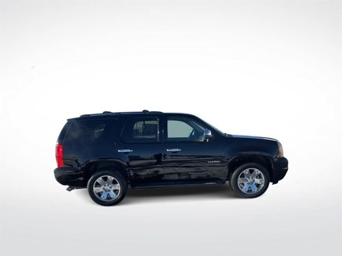 Used 2012 GMC Yukon SLT w/ SLT Chrome Package image 9
