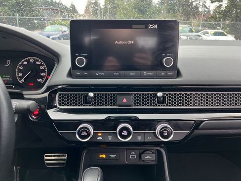 Used 2023 Honda Civic Sport image 25