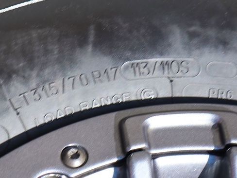 Used 2020 Ford F150 Raptor w/ Equipment Group 802A Luxury image 57