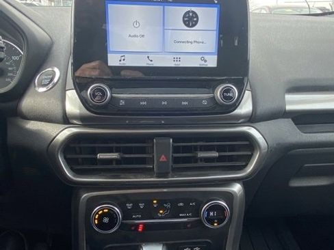Used 2018 Ford EcoSport SE image 7
