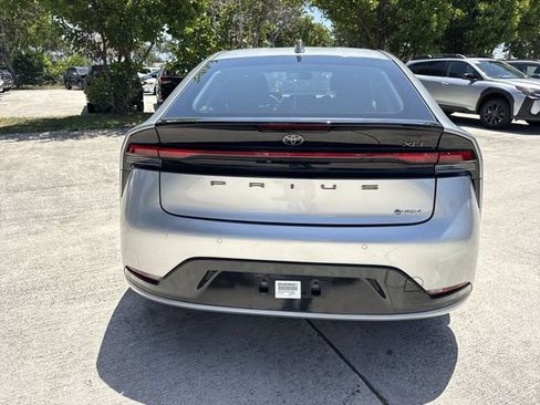 Used 2023 Toyota Prius XLE FWD image 24
