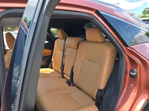 Used 2025 Lexus RX 350 Premium w/ Accessory Package (Z1) FWD image 22