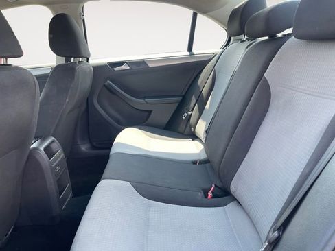 Used 2017 Volkswagen Jetta S image 14