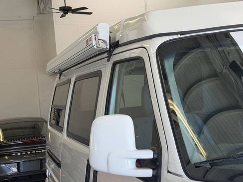 Used 1997 Volkswagen Eurovan Camper FWD image 27