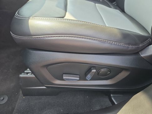 Certified 2023 Ford Explorer XLT w/ Equipment Group 202A image 12