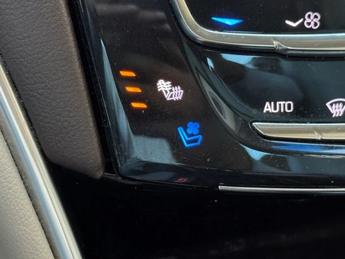 Used 2016 Cadillac XTS Luxury w/ Driver Awareness Package FWD image 38
