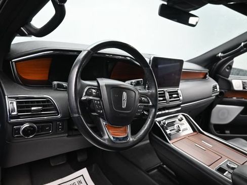 Used 2019 Lincoln Navigator L Reserve AWD/4WD image 20