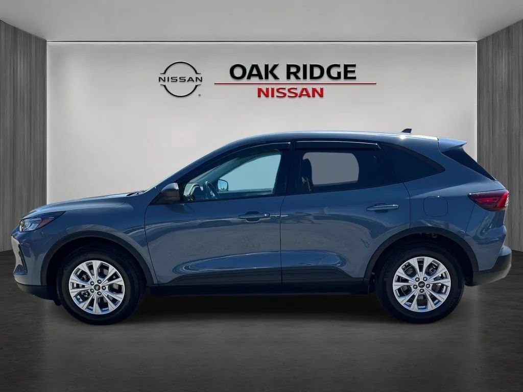 Used 2025 Ford Escape Active w/ Tech Pack #1 FWD image 6