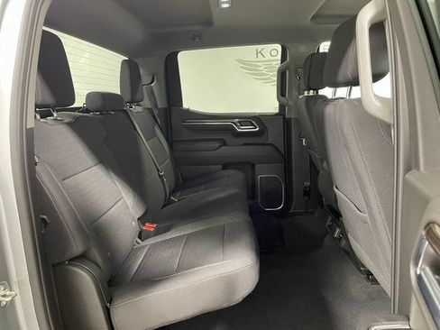 Used 2023 Chevrolet Silverado 1500 LT AWD/4WD image 21