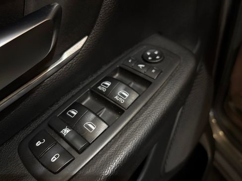 Used 2019 RAM 1500 Big Horn image 12