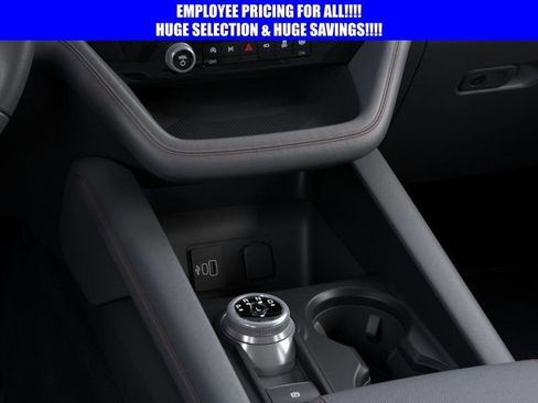New 2026 Ford Explorer Active AWD/4WD image 15