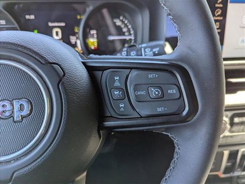 Used 2025 Jeep Wrangler Sport S w/ Convenience Group image 14