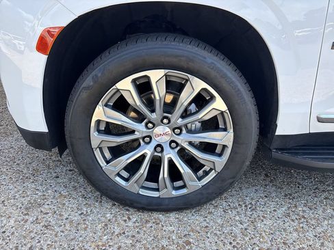 Certified 2021 GMC Yukon XL Denali AWD/4WD image 34