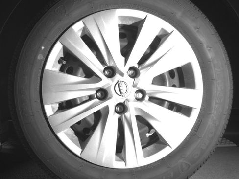 Used 2025 Nissan Sentra S FWD image 14