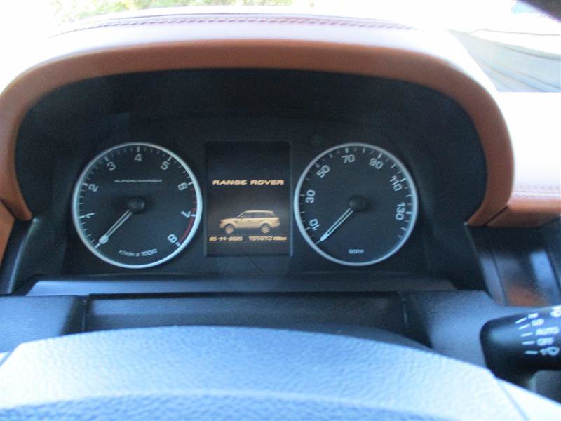 Used 2012 Land Rover Range Rover Sport Supercharged AWD/4WD image 19