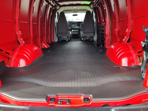 New 2025 Chevrolet Express 3500 Extended w/ Driver Convenience Package image 16