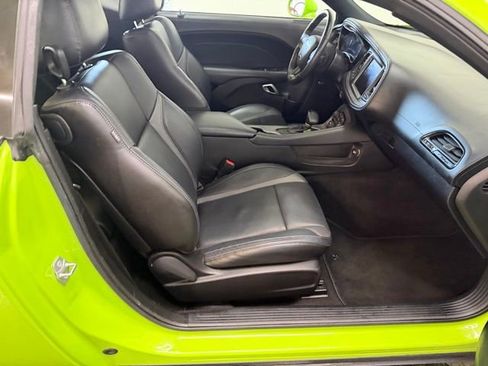 Certified 2023 Dodge Challenger SXT w/ Plus Package AWD/4WD image 31