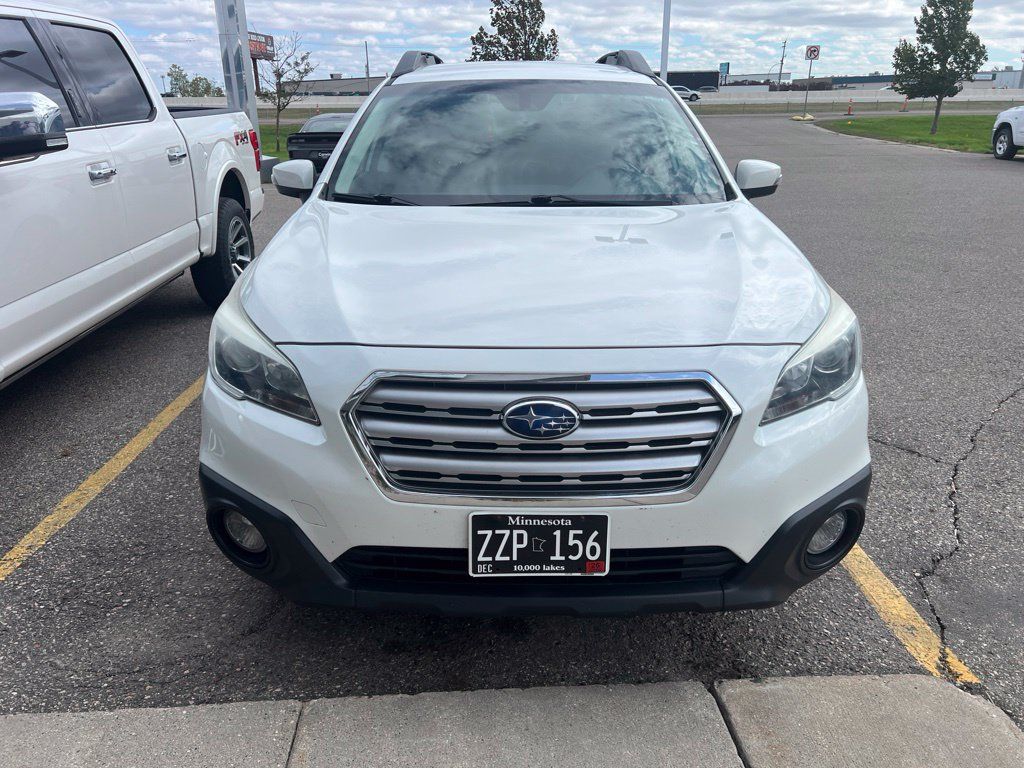 Used 2017 Subaru Outback 2.5i Premium AWD/4WD image 2