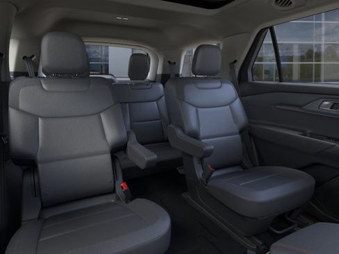 New 2025 Ford Explorer Active w/ Active Comfort Package image 11