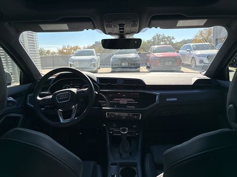 Certified 2025 Audi Q3 2.0T Premium w/ Convenience Package image 19