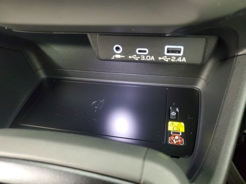 Used 2025 Subaru Crosstrek 2.5i Sport w/ Crosstrek Mirror Package image 19