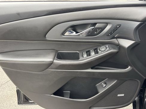 Used 2020 Chevrolet Traverse Premier w/ LPO, Floor Liner Package image 16