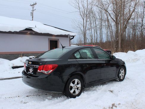 Used 2014 Chevrolet Cruze LT image 4