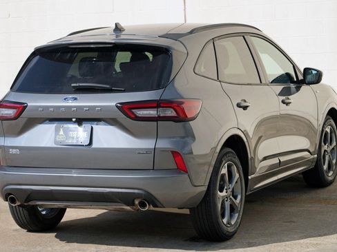 Used 2023 Ford Escape ST-Line Select AWD/4WD image 49