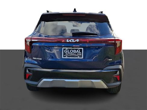 Used 2025 Kia Seltos EX w/ EX Sunroof Package image 6